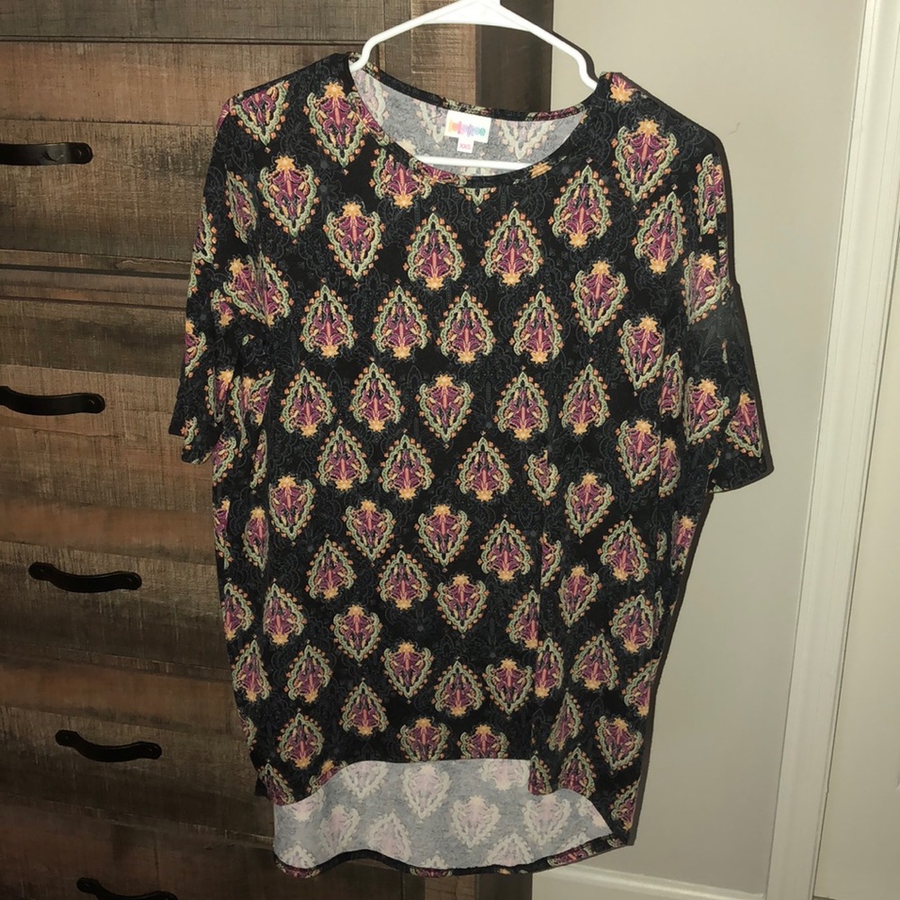 Irma lularoe shirt